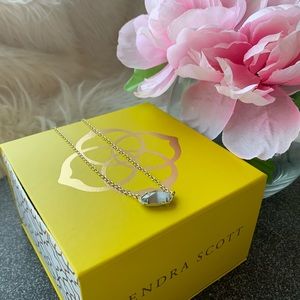 Kendra Scott Elisa Gold pendant necklace in slate